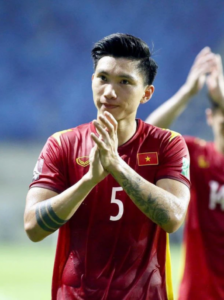 lo-dien-cau-thu-huong-luong-cao-nhat-v-league-muc-luong-ma-fbao-cau-t