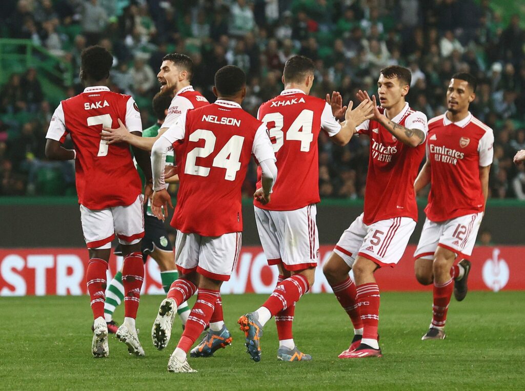 co-mot-arsenal-rat-hay-du-suc-vo-dich-mua-toi